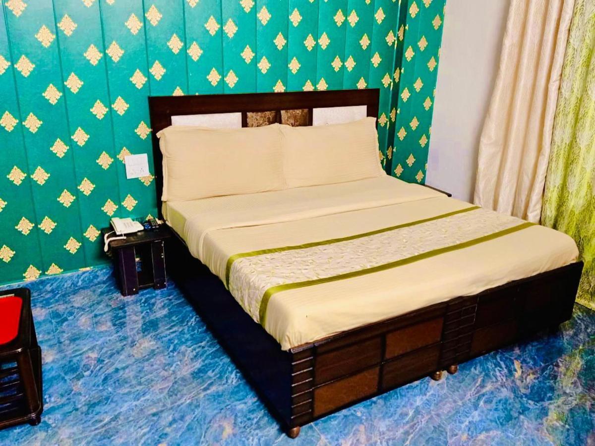 Shivjot Hotel Kharar ภายนอก รูปภาพ