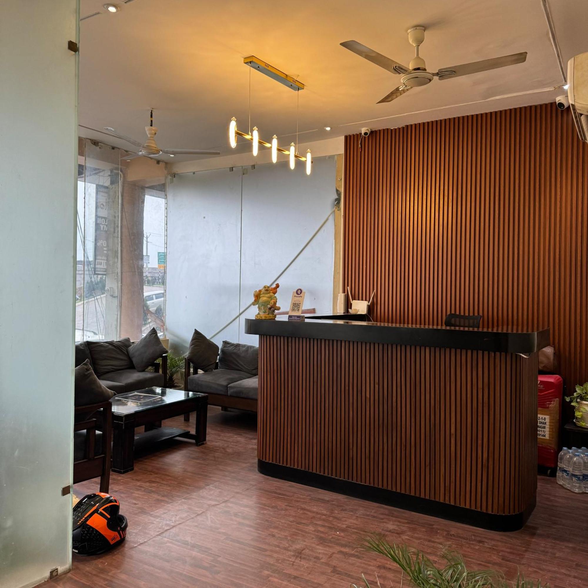 Shivjot Hotel Kharar ภายนอก รูปภาพ